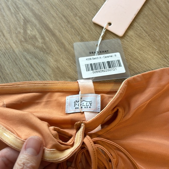 💜NWT💜 Oh Polly Off the Shoulder Bandeau Top - Picture 5 of 8